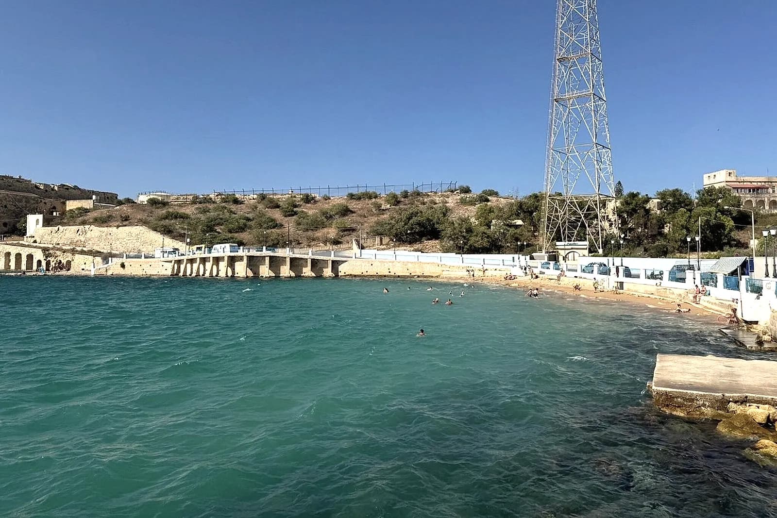 Rinella Bay, una cala de agua clara junto a Kalkara