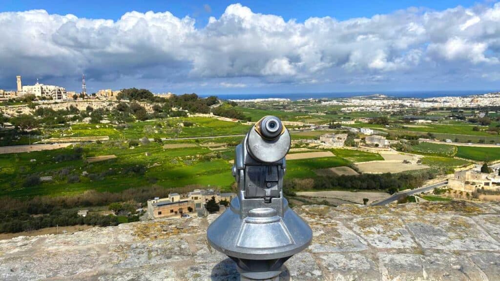 Vista panorámica desde Bastion Square en Mdina sobre el centro de Malta