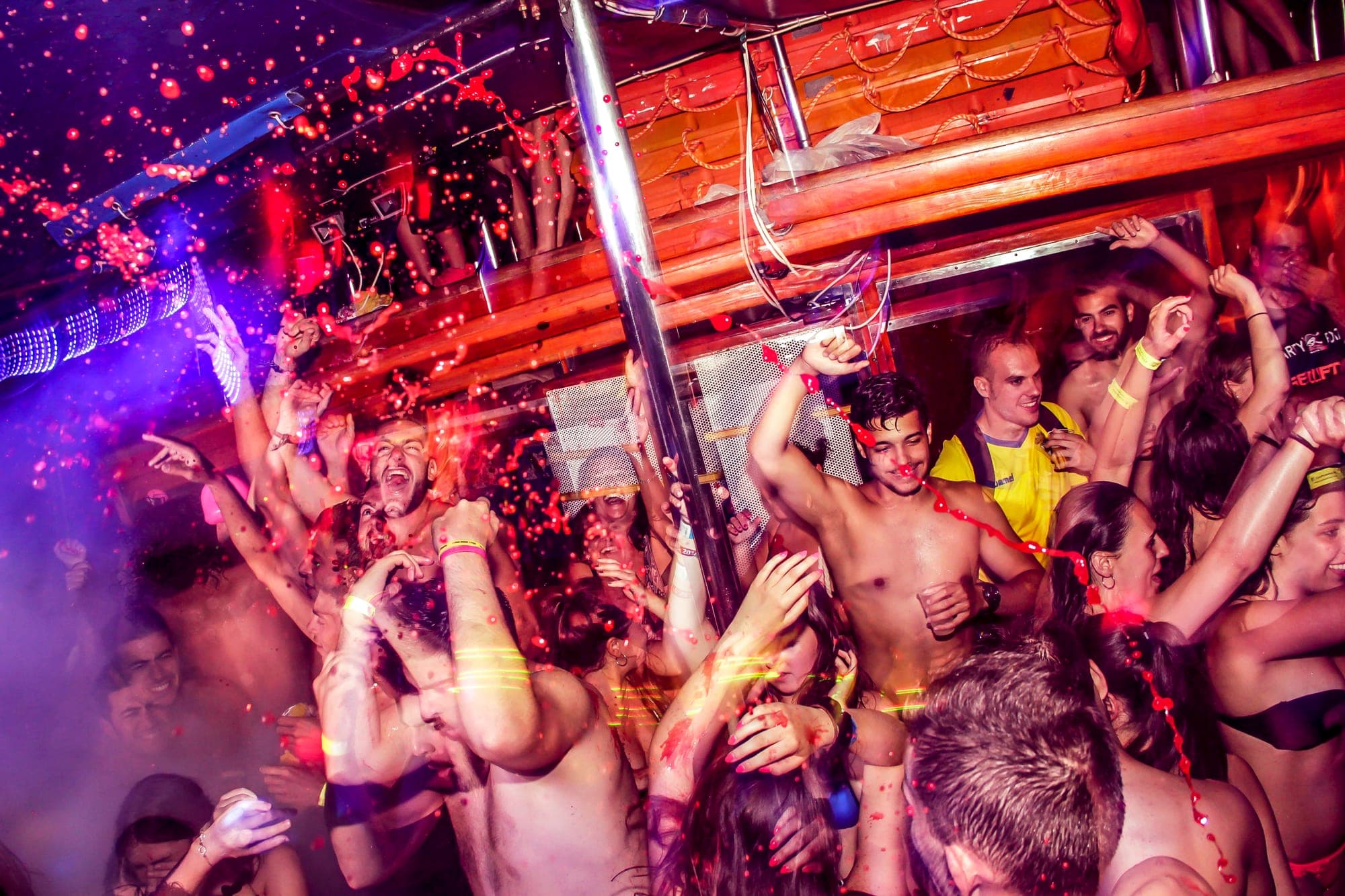 Fiesta en barco pirata con barra libre - Foto 2